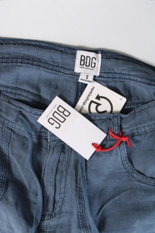 Pantaloni scurți de femei BDG, Mărime S, Culoare Albastru, Preț 126,65 Lei