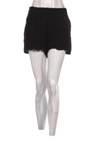 Γυναικείο κοντό παντελόνι BP., Μέγεθος L, Χρώμα Μαύρο, Τιμή 11,99 €