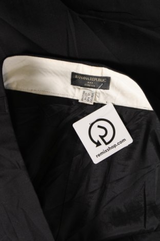 Pantaloni scurți de femei Banana Republic, Mărime XL, Culoare Negru, Preț 77,37 Lei