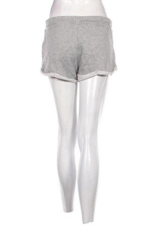 Damen Shorts Bershka, Größe S, Farbe Grau, Preis 13,22 €