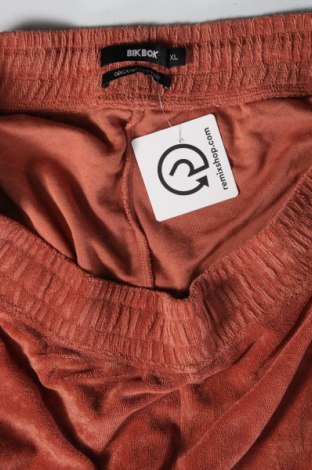 Pantaloni scurți de femei Bik Bok, Mărime XL, Culoare Portocaliu, Preț 35,63 Lei