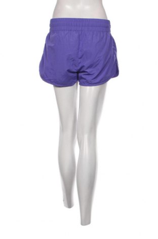Γυναικείο κοντό παντελόνι Blacc, Μέγεθος S, Χρώμα Βιολετί, Τιμή 8,10 €
