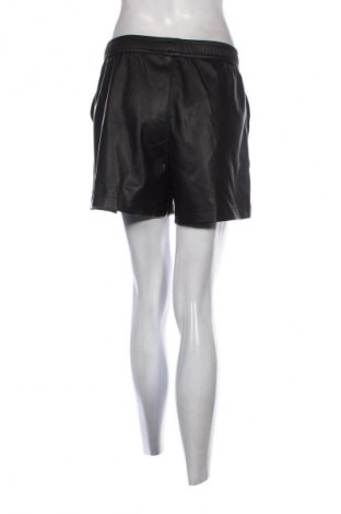 Damen Shorts Blind Date, Größe M, Farbe Schwarz, Preis 6,61 €