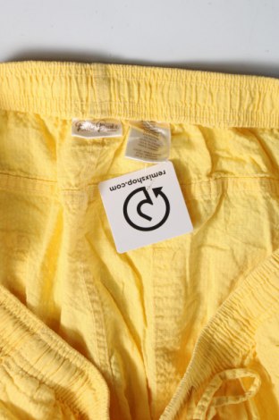 Дамски къс панталон Bobbie Brooks, Размер 3XL, Цвят Кафяв, Цена 11,40 лв.
