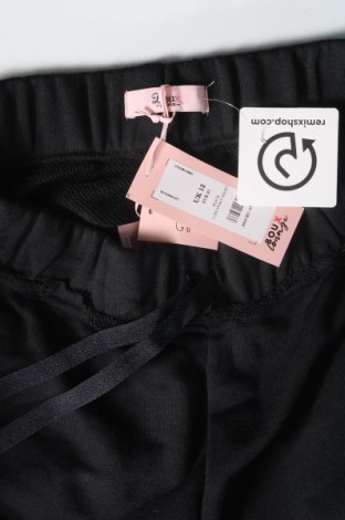 Γυναικείο κοντό παντελόνι Boux Avenue, Μέγεθος M, Χρώμα Μαύρο, Τιμή 13,10 €