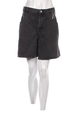 Pantaloni scurți de femei C&A, Mărime XL, Culoare Gri, Preț 37,50 Lei