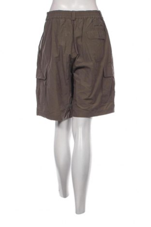 Damen Shorts Corona, Größe L, Farbe Grün, Preis € 11,07