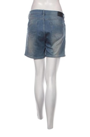 Дамски къс панталон Denim 1982, Размер M, Цвят Син, Цена 10,73 лв.
