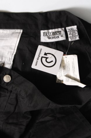 Γυναικείο κοντό παντελόνι East West, Μέγεθος XL, Χρώμα Μαύρο, Τιμή 28,58 €