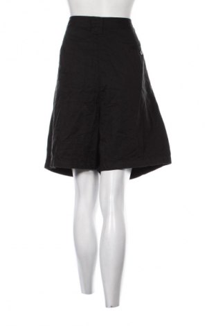 Γυναικείο κοντό παντελόνι East West, Μέγεθος XL, Χρώμα Μαύρο, Τιμή 28,58 €