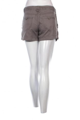 Damen Shorts Edc By Esprit, Größe M, Farbe Beige, Preis € 10,61