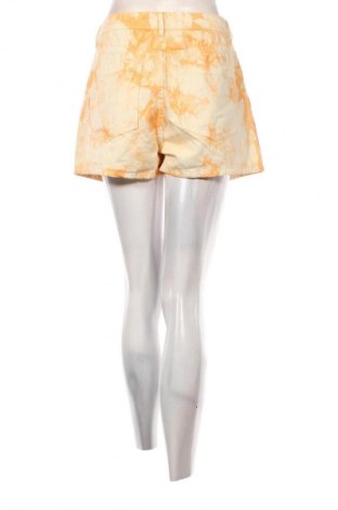 Γυναικείο κοντό παντελόνι Edited, Μέγεθος L, Χρώμα Πορτοκαλί, Τιμή 11,91 €