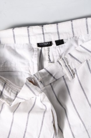 Pantaloni scurți de femei Esmara, Mărime M, Culoare Alb, Preț 48,00 Lei