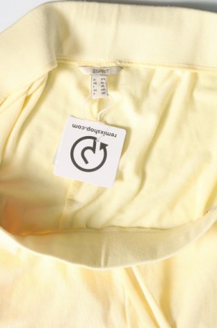 Pantaloni scurți de femei Esprit, Mărime XXL, Culoare Galben, Preț 113,98 Lei