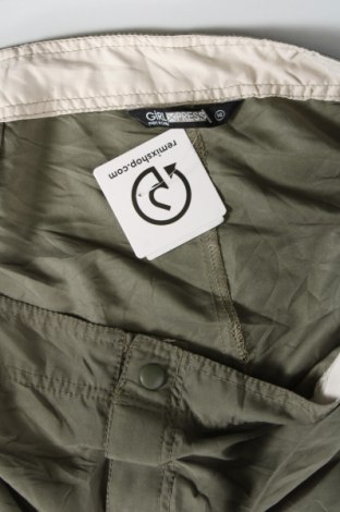 Pantaloni scurți de femei Express, Mărime L, Culoare Verde, Preț 60,39 Lei