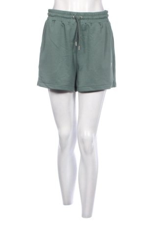 Дамски къс панталон FILA, Размер M, Цвят Зелен, Цена 42,35 лв.