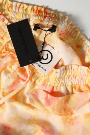 Дамски къс панталон Fashion Union, Размер M, Цвят Оранжев, Цена 30,80 лв.