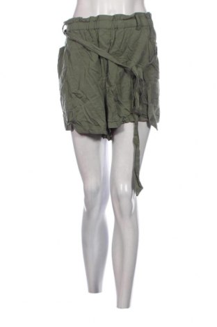 Damen Shorts Forever 21, Größe XL, Farbe Grün, Preis 8,35 €