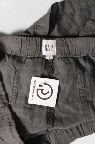 Pantaloni scurți de femei Gap, Mărime XL, Culoare Gri, Preț 47,96 Lei