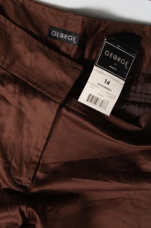 Дамски къс панталон George, Размер XL, Цвят Кафяв, Цена 11,40 лв.