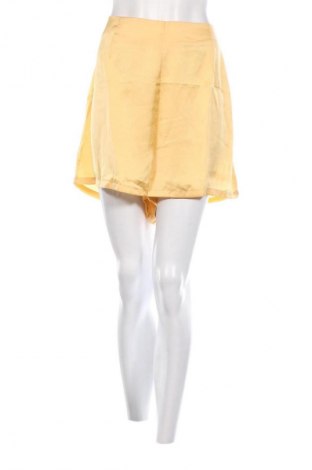 Pantaloni scurți de femei Glamorous, Mărime XL, Culoare Galben, Preț 139,31 Lei
