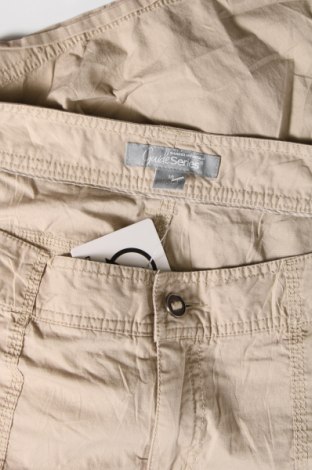 Damen Shorts Guide Series, Größe L, Farbe Beige, Preis € 16,70