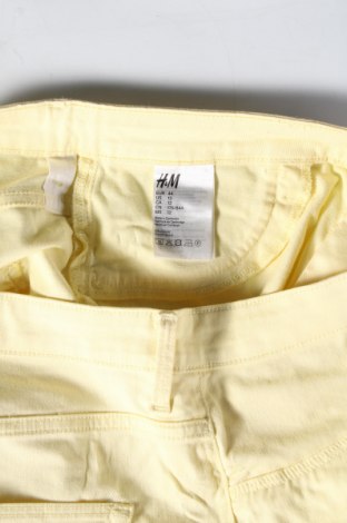 Dámske kraťasy  H&M, Veľkosť XL, Farba Žltá, Cena  5,54 €