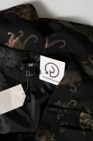 Дамски къс панталон H&M, Размер XL, Цвят Черен, Цена 17,67 лв.