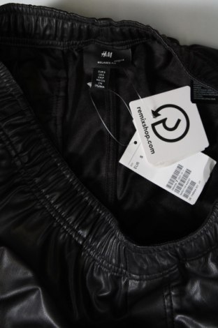 Damen Shorts H&M, Größe S, Farbe Schwarz, Preis 8,63 €