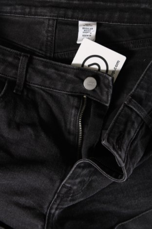 Pantaloni scurți de femei H&M, Mărime M, Culoare Negru, Preț 27,63 Lei
