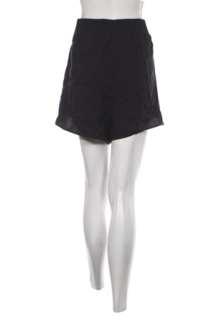 Дамски къс панталон H&M, Размер XXL, Цвят Черен, Цена 14,25 лв.