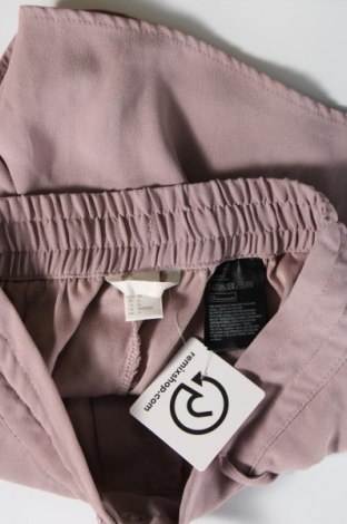 Γυναικείο κοντό παντελόνι H&M, Μέγεθος S, Χρώμα Βιολετί, Τιμή 11,75 €