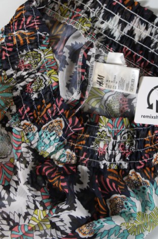 Γυναικείο κοντό παντελόνι H&M, Μέγεθος M, Χρώμα Πολύχρωμο, Τιμή 11,75 €