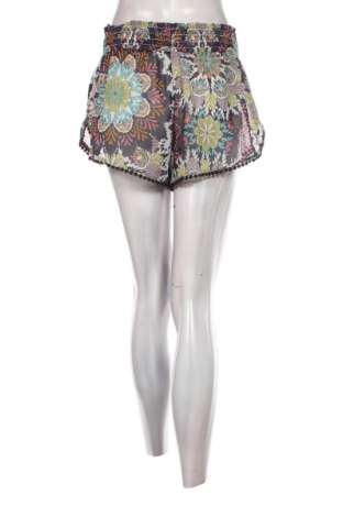 Γυναικείο κοντό παντελόνι H&M, Μέγεθος M, Χρώμα Πολύχρωμο, Τιμή 11,75 €
