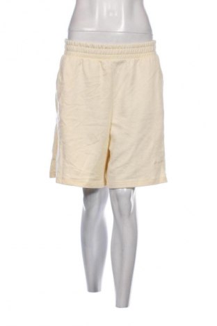 Дамски къс панталон H&M, Размер M, Цвят Екрю, Цена 8,55 лв.