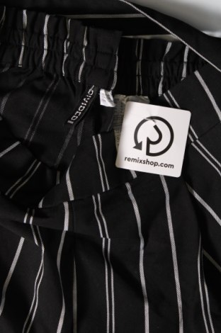 Γυναικείο κοντό παντελόνι H&M Divided, Μέγεθος M, Χρώμα Μαύρο, Τιμή 4,70 €