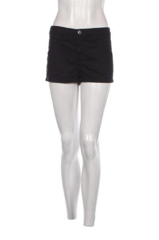Γυναικείο κοντό παντελόνι H&M Divided, Μέγεθος M, Χρώμα Μαύρο, Τιμή 4,70 €