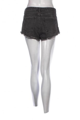 Pantaloni scurți de femei H&M Divided, Mărime S, Culoare Gri, Preț 62,50 Lei