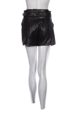 Дамски къс панталон H&M Divided, Размер S, Цвят Черен, Цена 7,60 лв.