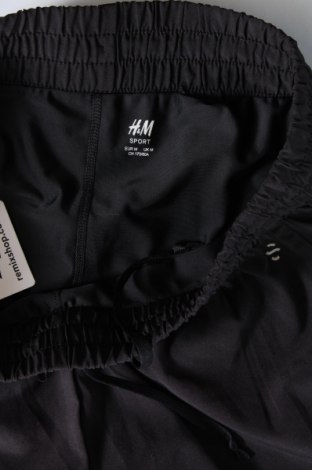 Damen Shorts H&M Sport, Größe M, Farbe Schwarz, Preis 13,22 €
