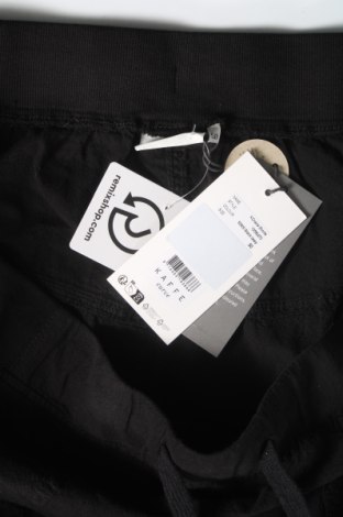 Γυναικείο κοντό παντελόνι Kaffe, Μέγεθος XXL, Χρώμα Μαύρο, Τιμή 21,83 €