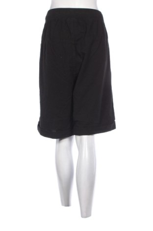 Дамски къс панталон Kaffe, Размер XXL, Цвят Черен, Цена 42,35 лв.