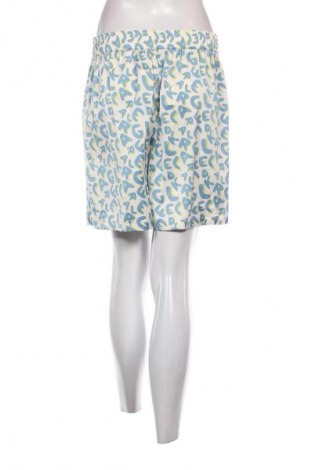Дамски къс панталон Karl Lagerfeld, Размер M, Цвят Многоцветен, Цена 85,80 лв.
