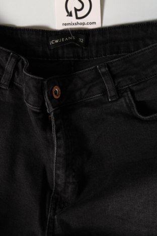Pantaloni scurți de femei LC Waikiki, Mărime L, Culoare Negru, Preț 56,71 Lei
