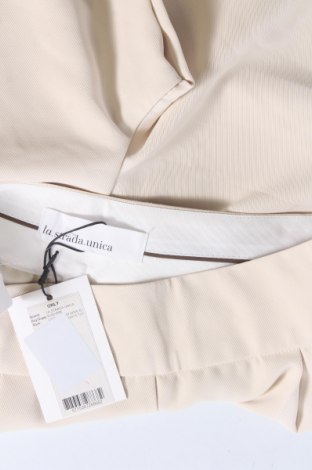 Damen Shorts La Strada Unica, Größe S, Farbe Beige, Preis 65,60 €