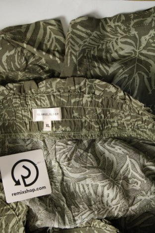 Дамски къс панталон Lager 157, Размер XL, Цвят Зелен, Цена 19,00 лв.