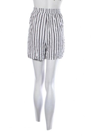 Дамски къс панталон Majora, Размер XL, Цвят Многоцветен, Цена 11,40 лв.