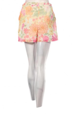 Pantaloni scurți de femei NA-KD, Mărime S, Culoare Multicolor, Preț 113,98 Lei