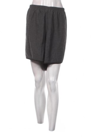 Γυναικείο κοντό παντελόνι Nike, Μέγεθος 3XL, Χρώμα Γκρί, Τιμή 11,57 €