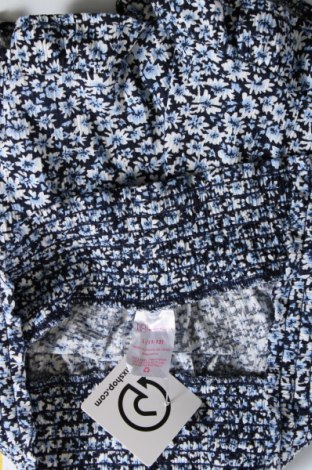Γυναικείο κοντό παντελόνι No Boundaries, Μέγεθος L, Χρώμα Πολύχρωμο, Τιμή 11,75 €